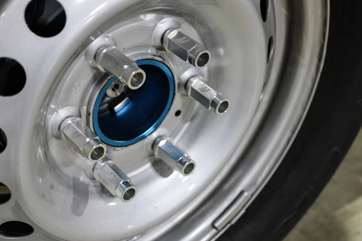 27pc Set Aluminum Locking Lug Nuts <br> 21-26 Ford Bronco 2.3L,2.7L - Image 7