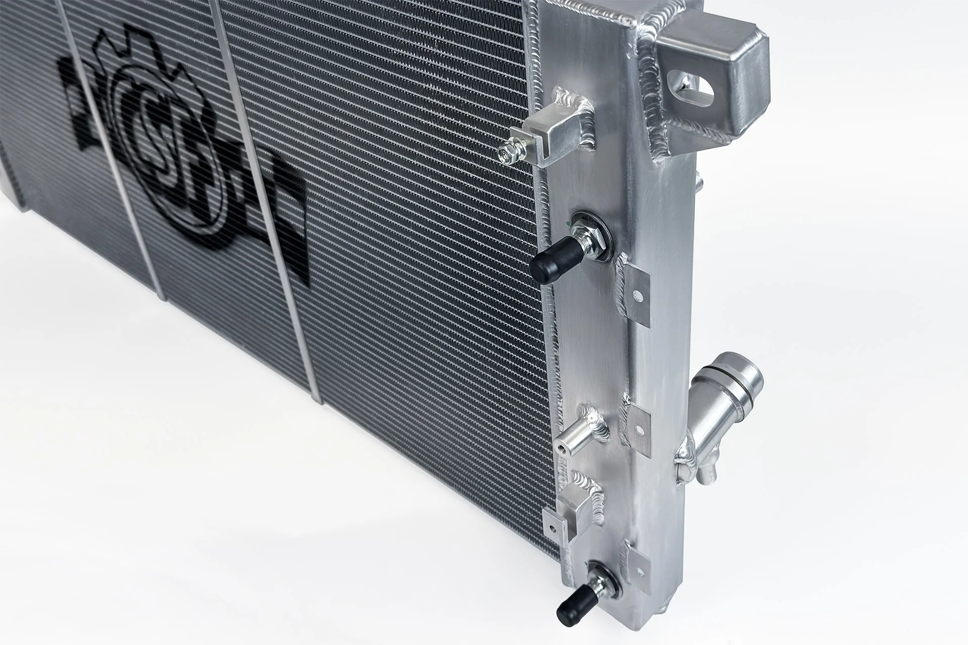 Replacement Heavy-Duty All-Aluminum Radiator <br> 15-25 Ford F-150 18-21 Expedition, Lincoln Navigator - Image 6