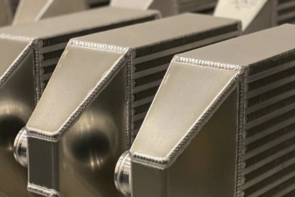 High Performance Bar & Plate Intercooler <br> 22in L x 14in H x 4.5in W - Image 5