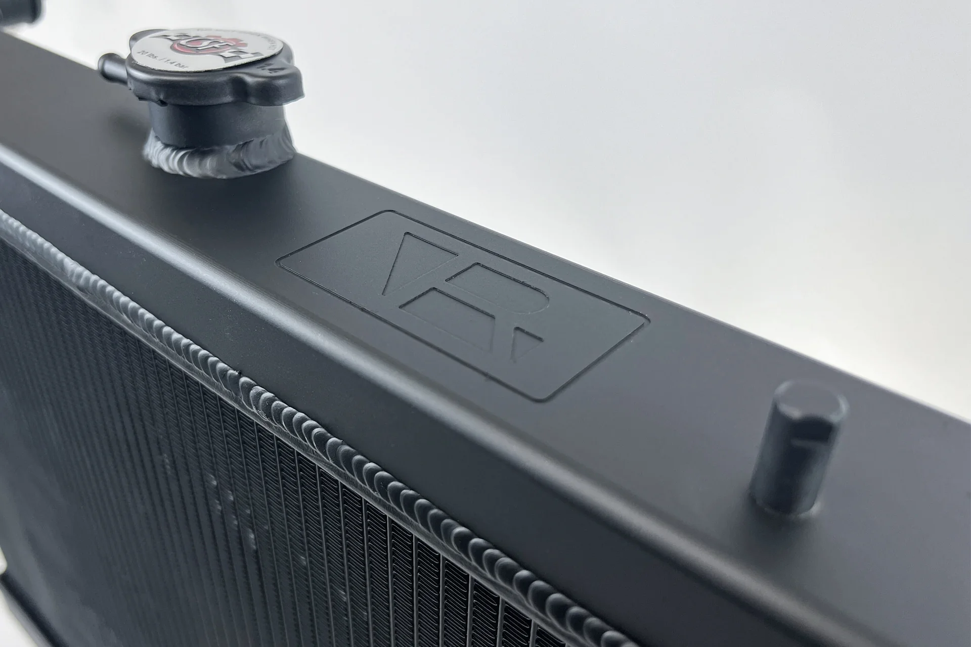 Full Billet Aluminum High-Performance Radiator <br> R32 Nissan Skyline GT-R / GT-S - Image 3