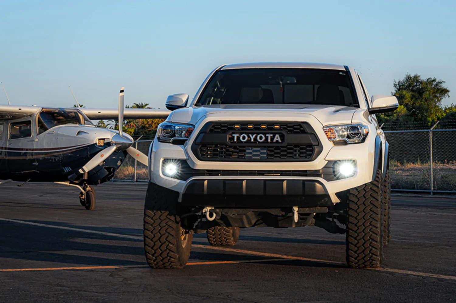 Quatro Fog Mount <br>14-22 Toyota Tundra, 14-23 4Runner - Image 15